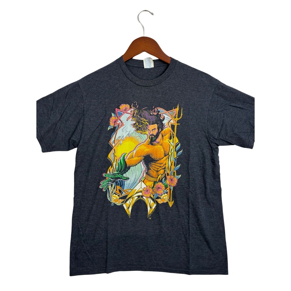 DC Comics Aquaman T Shirt Men's Medium Gray Jason Momoa Graphic Superhero Tee